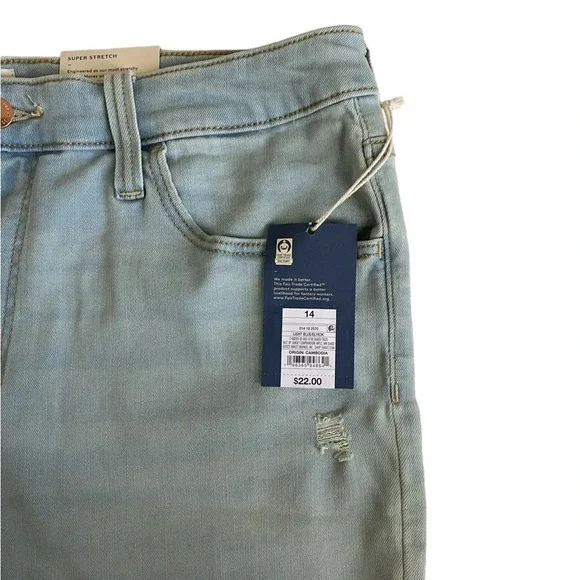 Universal Thread Vintage Super Stretch Denim Jean Midi Shorts Light Wash Size 14 - Picture 6 of 8